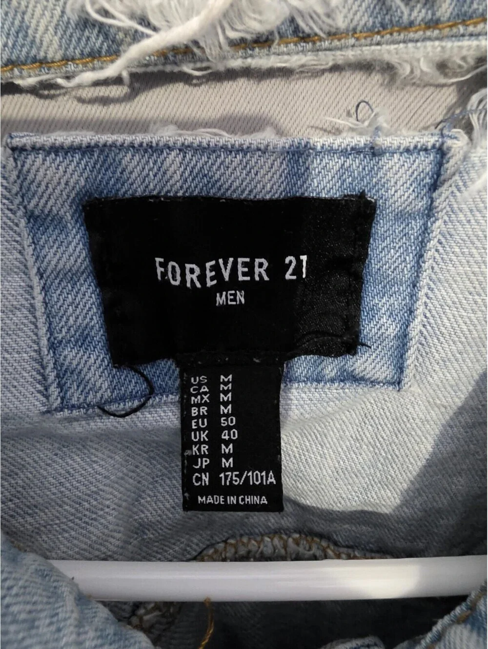 Forever 21 Mens Denim Jacket Size M Ripped Distressed Light Blue Fast Ship
